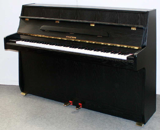 Klavier-Hyundai-U-810-Eiche-schwarz-INI00500-1-a